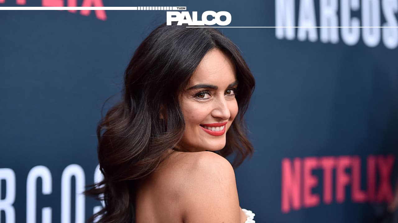 La serie que revelará los mejores secretos de la política mexicana | Corrupción, escándalos, intriga, pasión y soledad… esto y más promete ‘Las Damas de los Pinos’.