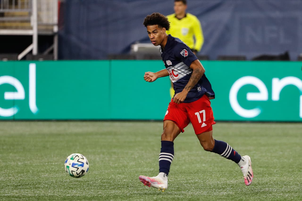 EQUIPO DE LA SEMANA / MEDIOCAMPISTA - Tajon Buchanan (New England Revolution)