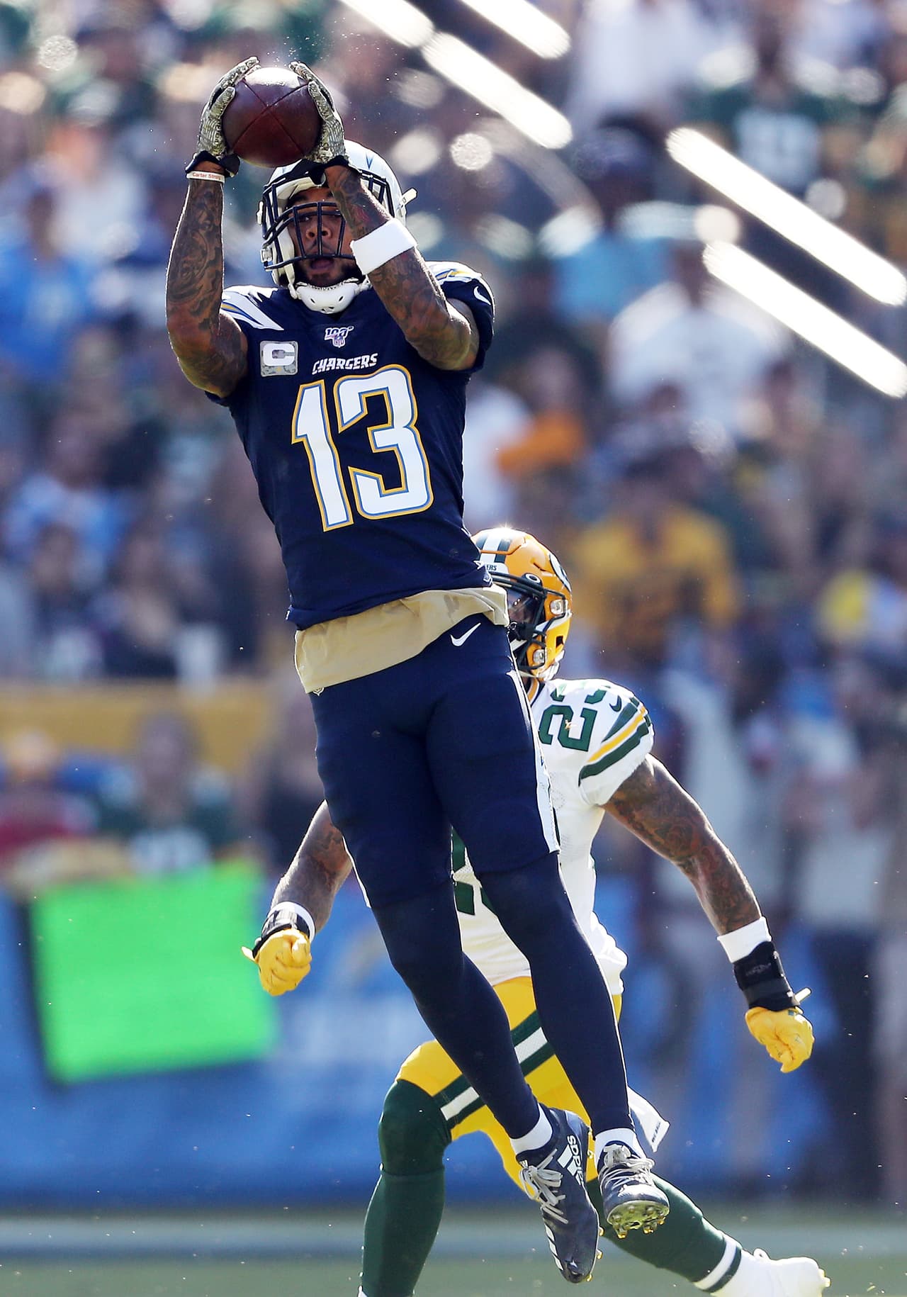 Chargers brinda sublime exhibición ante Packers y aún sueña con pelear por un boleto a playoffs.