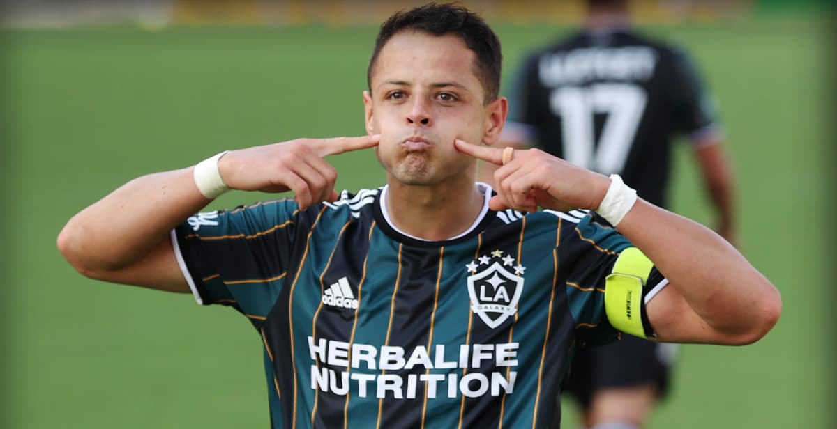 Chicharito Hernández nombrado jugador de la semana en la MLS