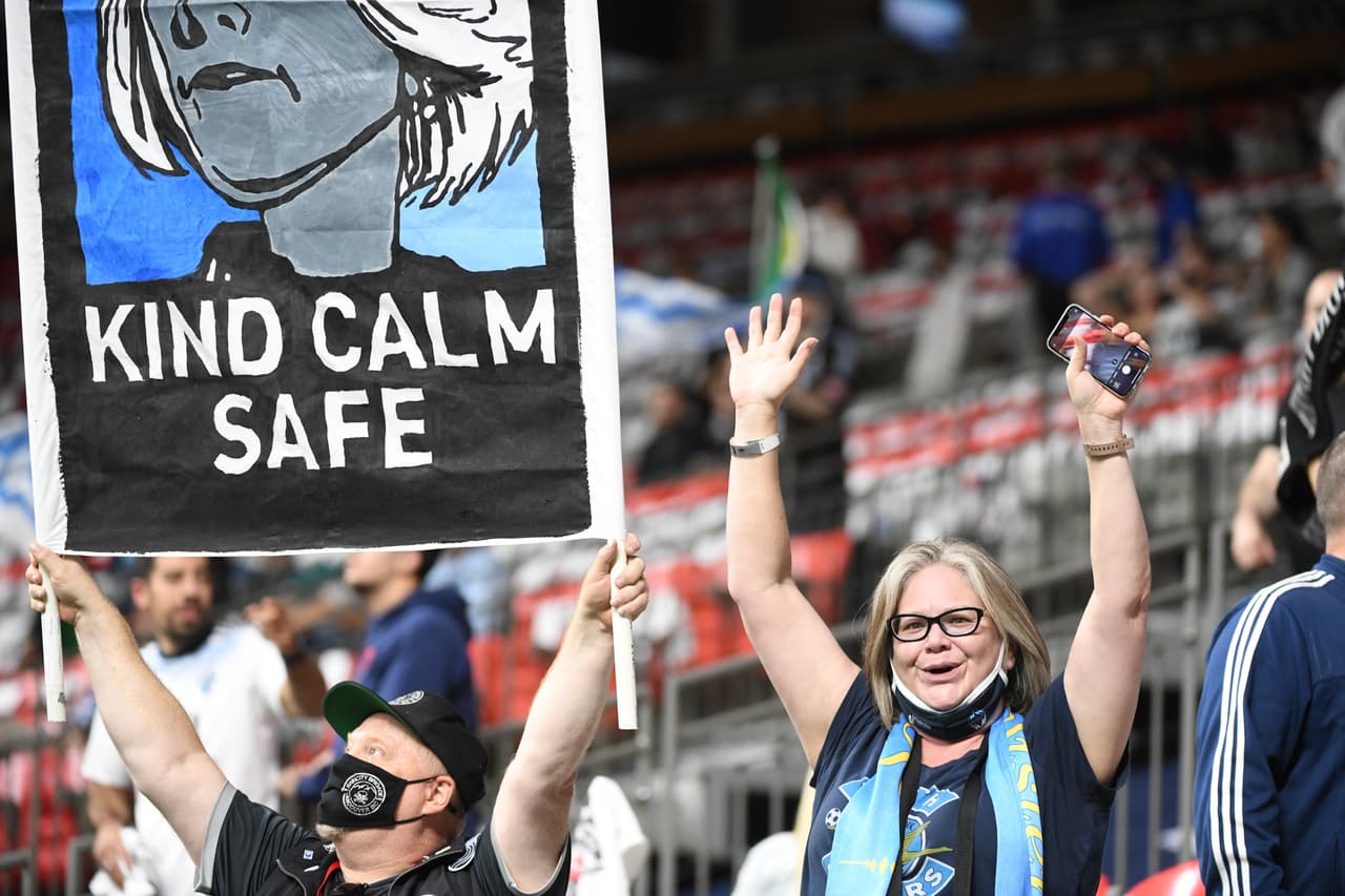 Todo el mundo contento en Vancouver.
<br>