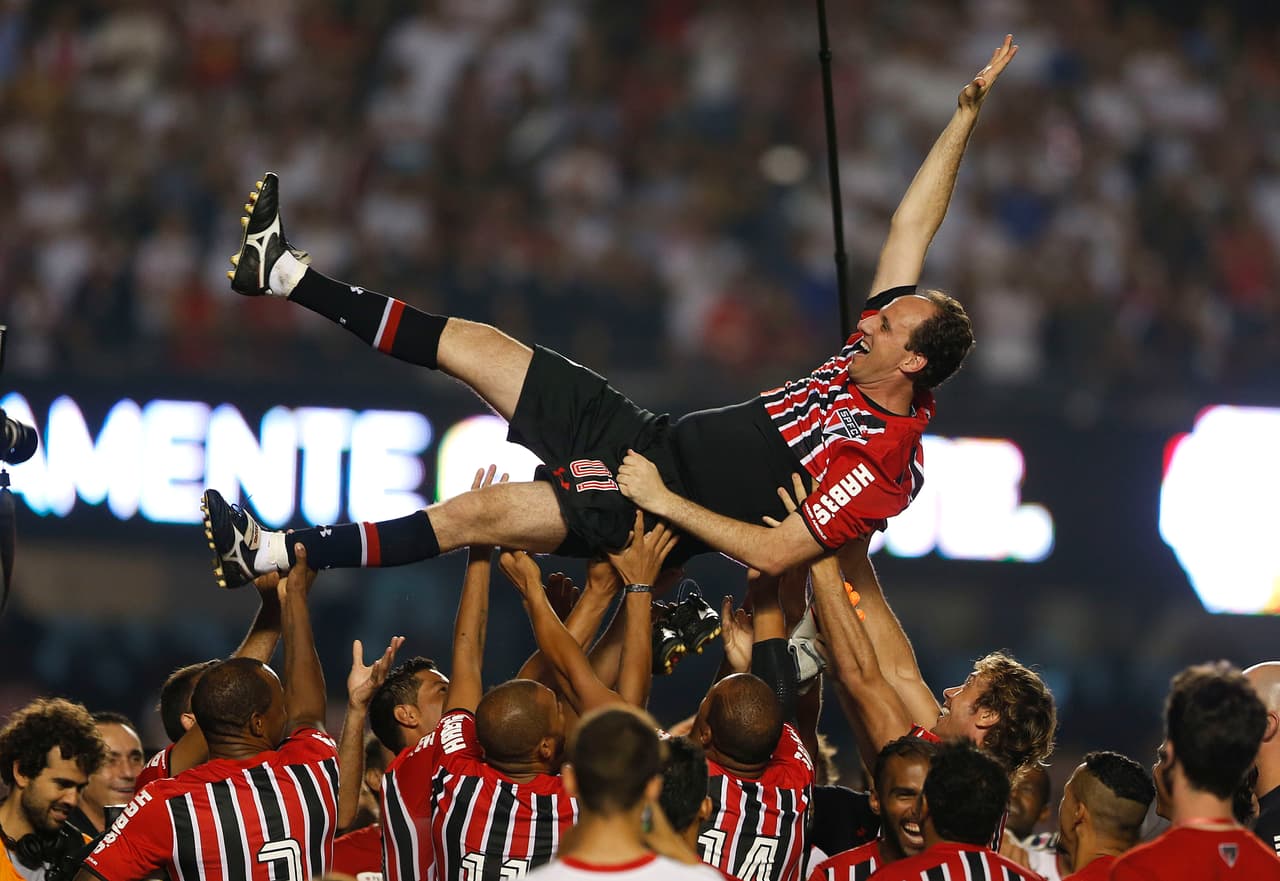 En su cumpleaños 48, recordamos al mítico portero brasileño, Rogério Ceni.