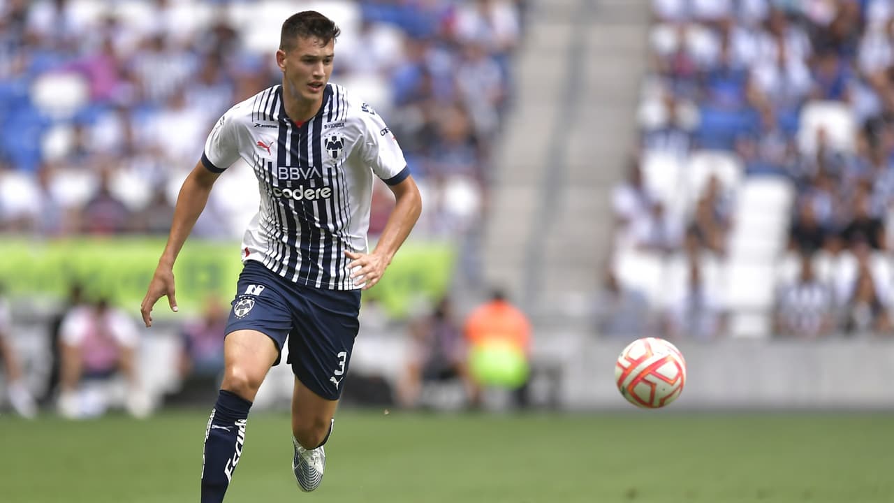 Vucetich afirma que Rayados aún no tiene al suplente de César Montes