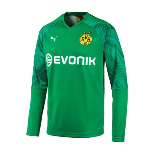 Borussia Dortmund realizó el lanzamiento de su nueva playera (con las tres de portero) para la siguiente temporada la cual usará por primera vez ante Borussia Monchengladbach en el cierre de la Bundesliga. El diseño abandona las mangas negras y regresa a una franja de ese color sobre los hombros con patrones. Además, celebra los 110 años del club con una frase en el cuello: "Ayer, hoy, mañana, para siempre".