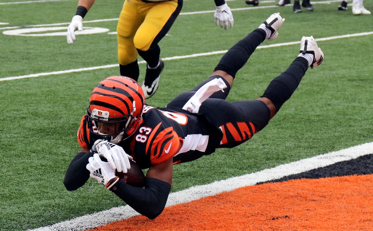 Con un pase de Andy Dalton a Tyler Boyd (83) los Bengals tomaron la ventaja ante un repleto Paul Brown Stadium en medio de esta rivalidad. Cincinnati ganaba 7-0 restando 4:36 en el primer cuarto.