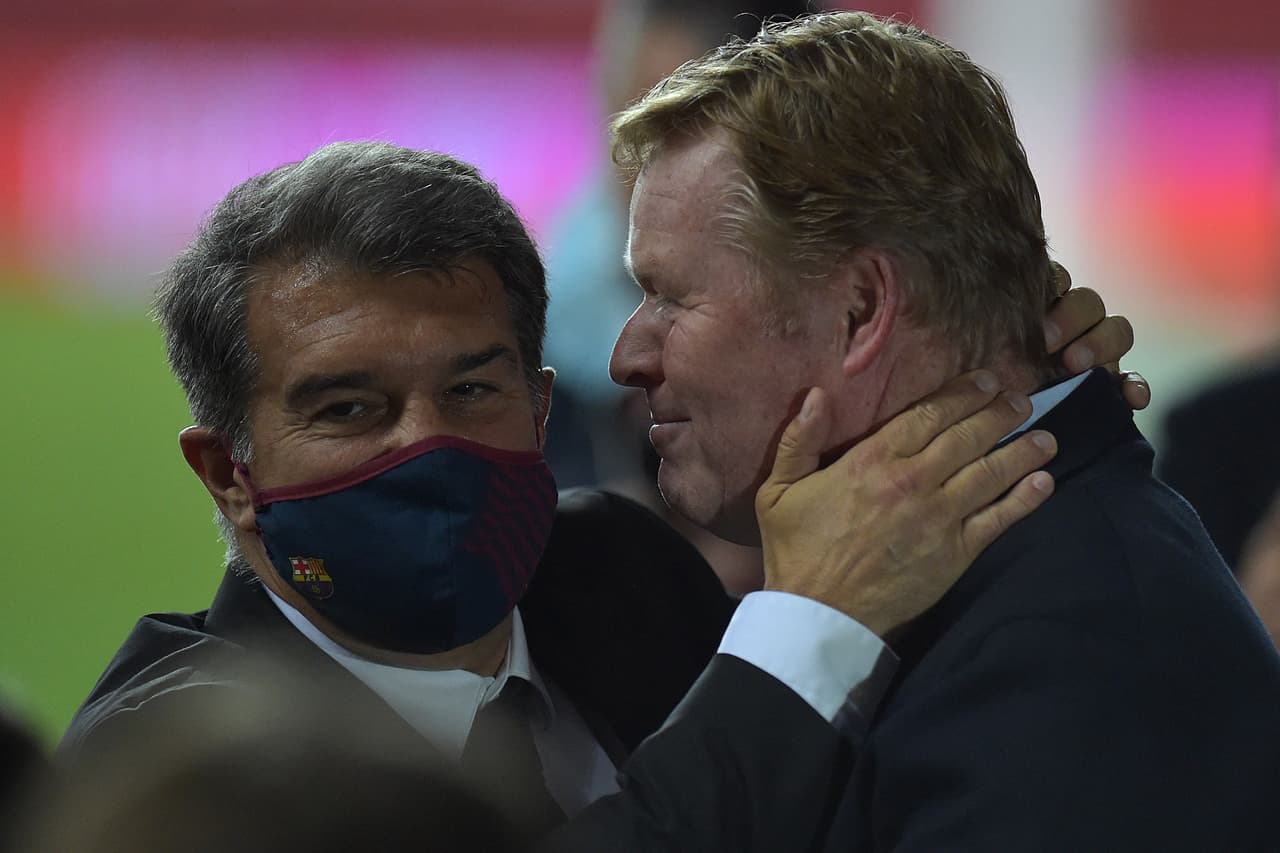 Ronald Koeman niega que tenga problemas con Joan Laporta