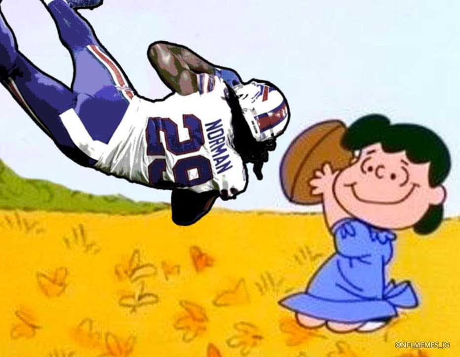 Los memes también ‘despacharon’ a Josh Norman | Las burlas en internet hicieron lo suyo luego de que el corredor de los Titans quitara de se camino al cornerback de los Buffalo Bills.