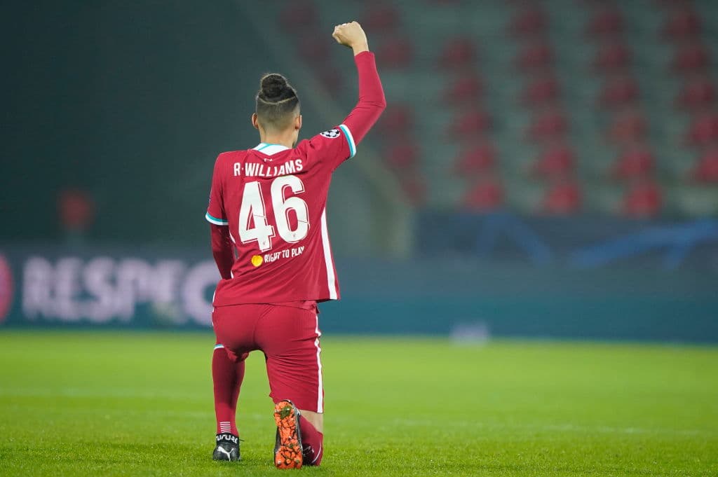 Salah (1’) adelantó con gol de vestidor y Scholz (62’) igualó el marcador luego de cobrar una pena máxima. El conjunto danés ya no tenía posibilidades de continuar compitiendo en el torneo. Los de Klopp se medirán al Fulham en su siguiente duelo de la Premier League.