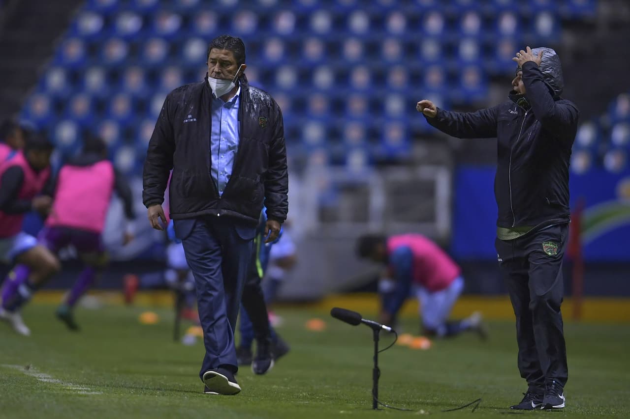Luis Fernando Tena tras perder ante Puebla: “Nos han puesto en nuestro lugar”