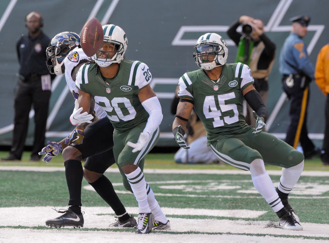 Un balón que nadie pudo tomar.