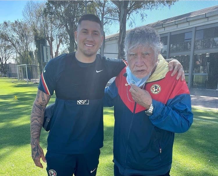 Nico Castillo: "Me viste cerca de perder la vida y ahora entrenando"