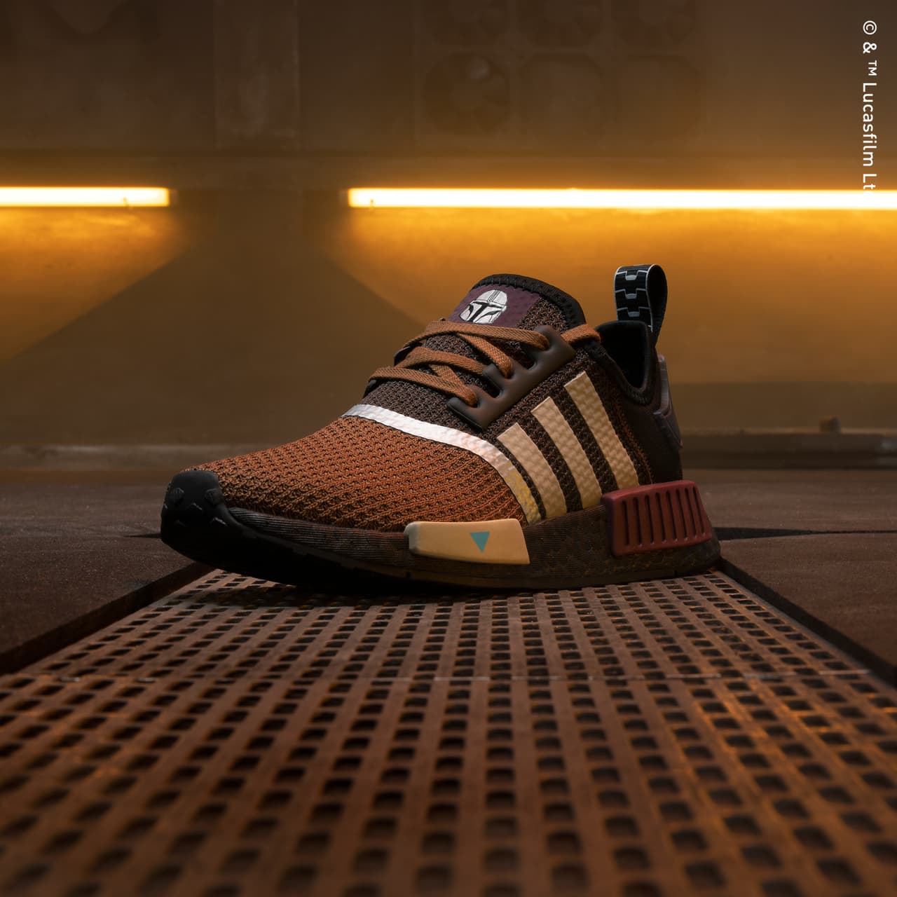 adidas Originals se ha asociado con socios creativos deStar Wars, para presentar una colección temática específicamente en torno a 'The Mandalorian'.adidas Originals se ha asociado con socios creativos deStar Wars, para presentar una colección temática específicamente en torno a 'The Mandalorian'.