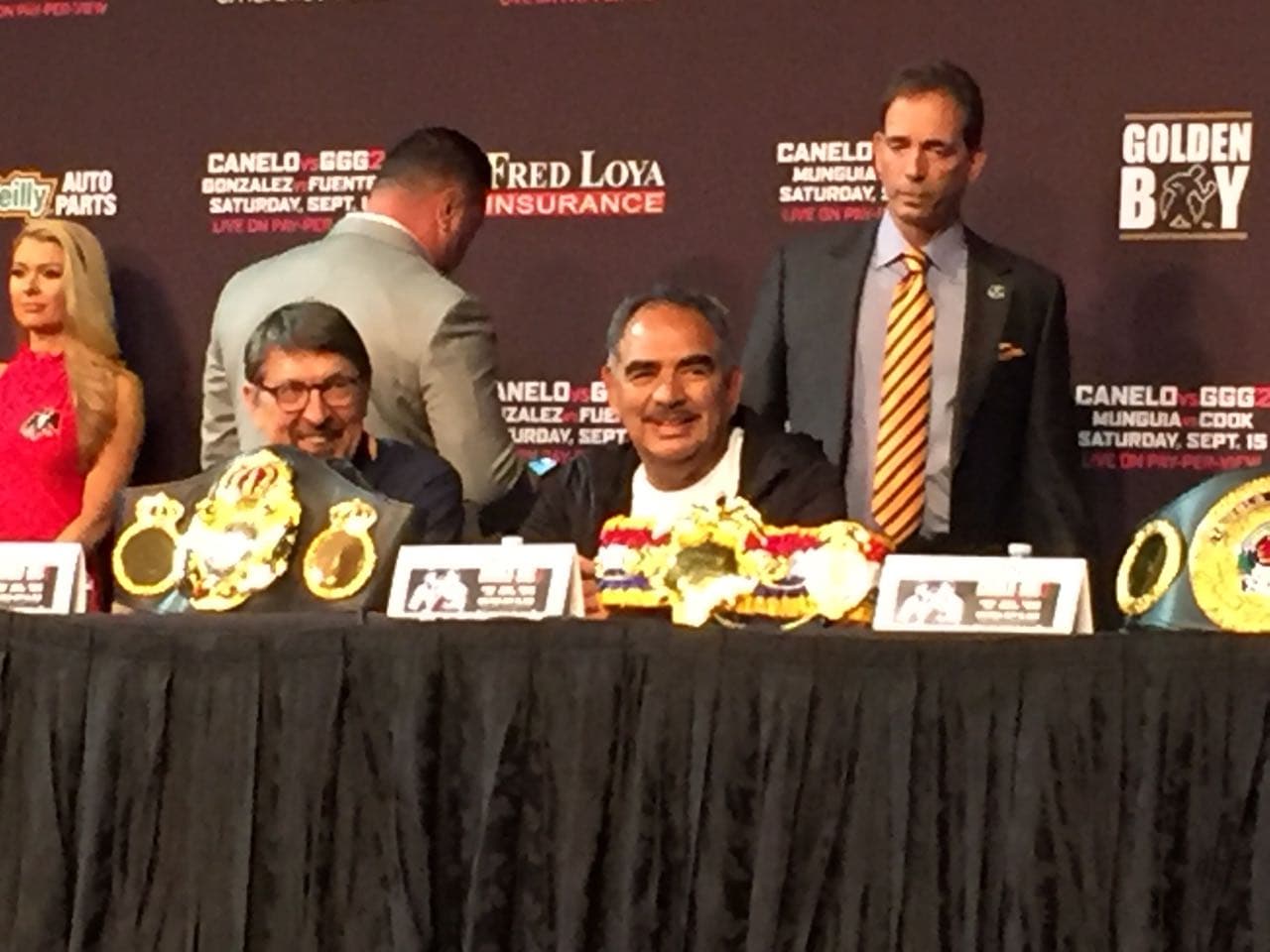 Ese castigo obligó a la cancelación de la revancha el año pasado, pero de nuevo se abrió el espacio para el combate que se realiza ahora.