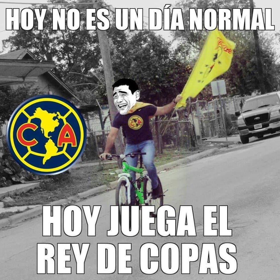 Las redes sociales se dieron un banquete con el clásico del fútbol mexicano y criticaron fuerte el error del portero de Necaxa.