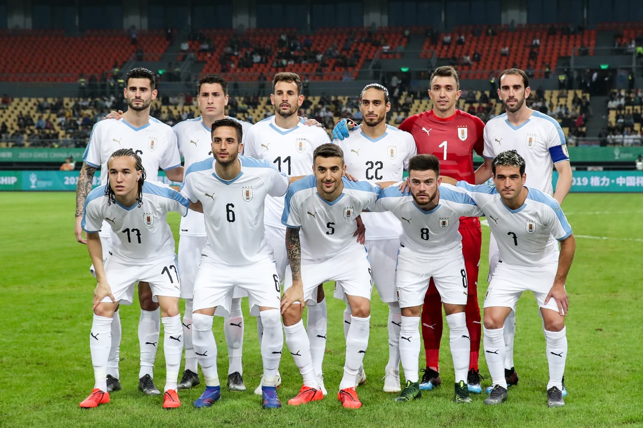 Con las ausencias de Luis Suárez y Édinson Cavani por lesión, Christian Stuani fue titular y figura en el encuentro disputado en el Guangxi Sports Center Stadium.