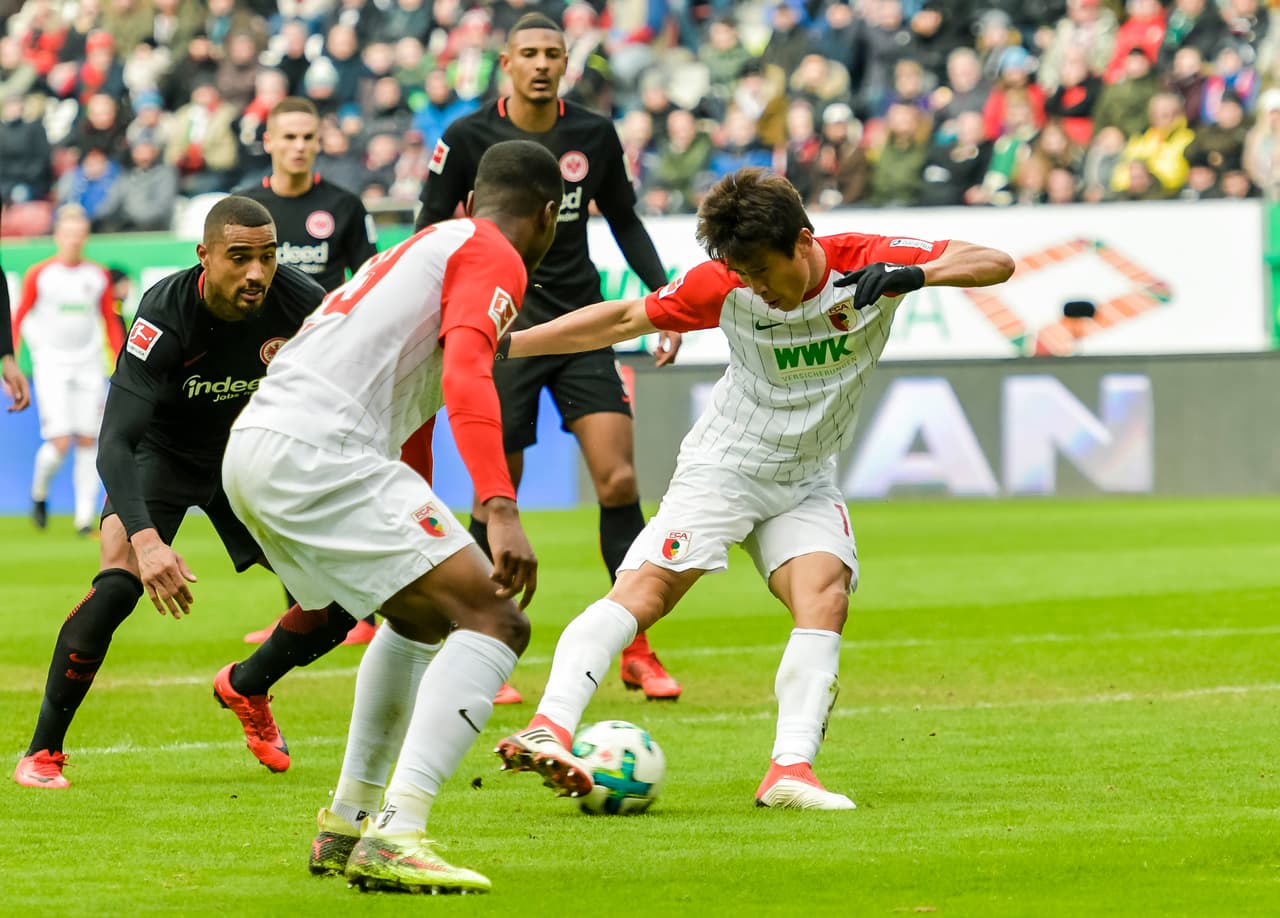 La apertura del marcador la puso el surcoreano Koo Ja-Cheol al minuto 19 con esta definición en el área.