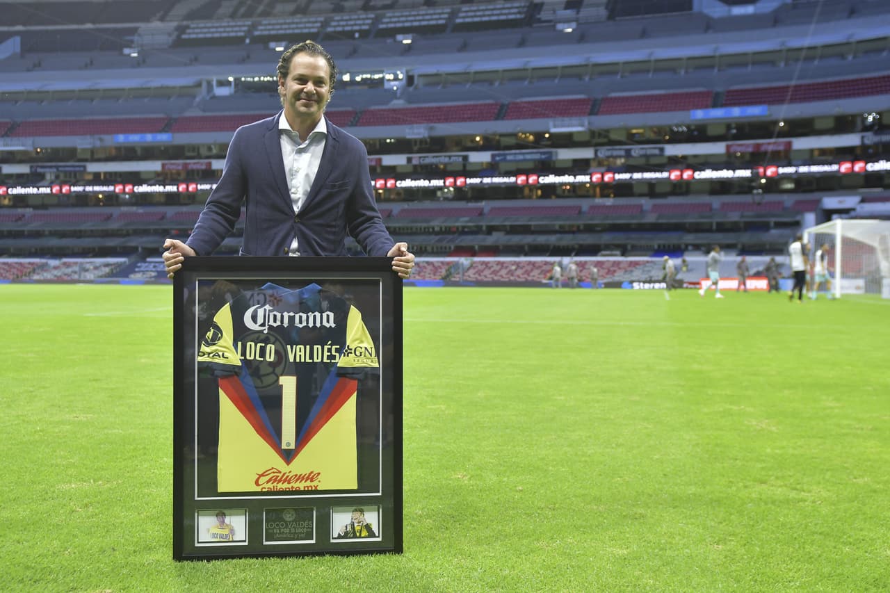 Homenaje al 'Loco' Valdés.