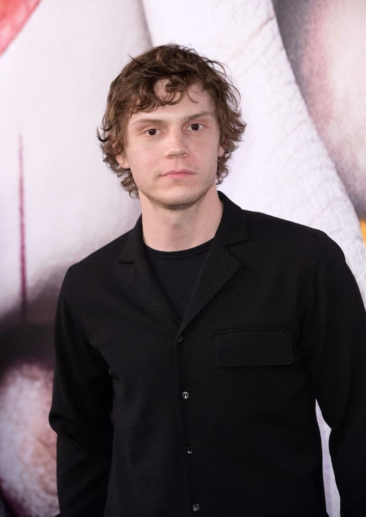 A Ryan Murphy se le cruzarán dos proyectos, ya que también está trabajando en la nueva temporada de ‘American Horror Story (2011)’.
<br>