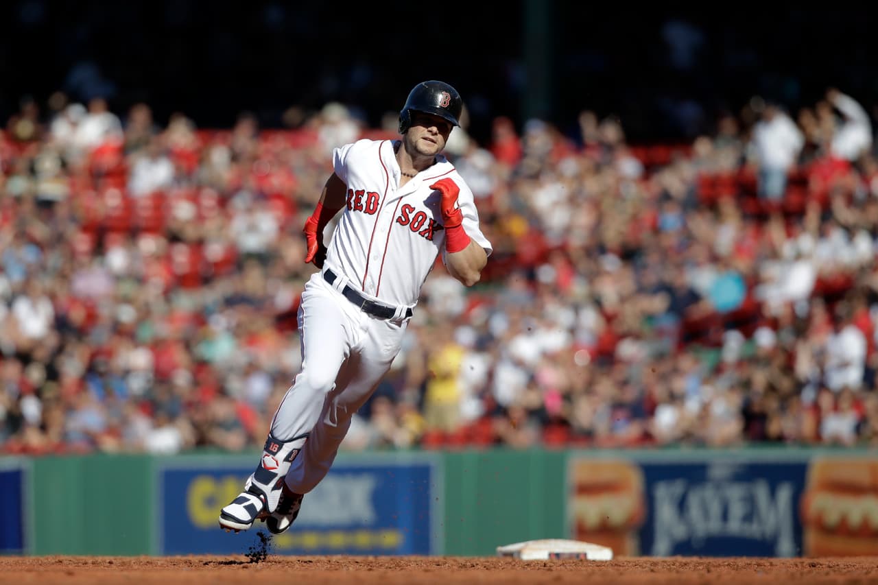 Boston cortó una racha de tres derrotas y evitaron caer por debajo de .500, donde no se han ubicado en más de un mes.