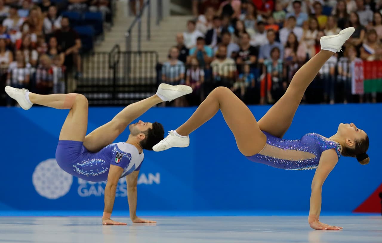 La competencia de gimnasia artística en los Juegos Europeos, parte del ciclo olímpico a Tokio 2020, es una exhibición de elegancia, fuerza y flexibilidad espectacular en Bielorrusia.