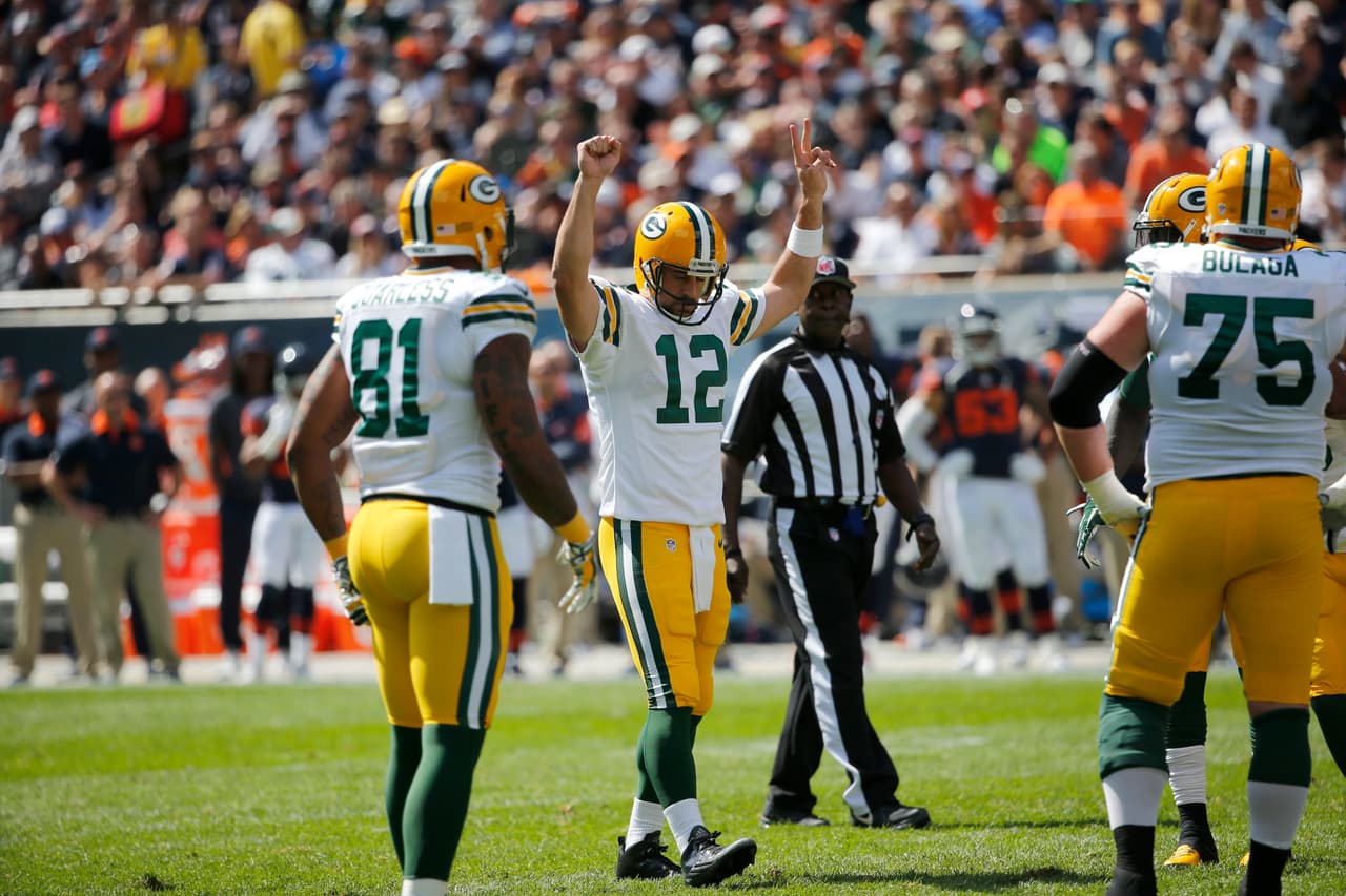 Esto marcó el tercer juego consecutivo de Rodgers contra Chicago con al menos tres pases de touchdown, sin intercepciones y con un rating de pasador de al menos 140 puntos. (Foto: AP-NFL).
