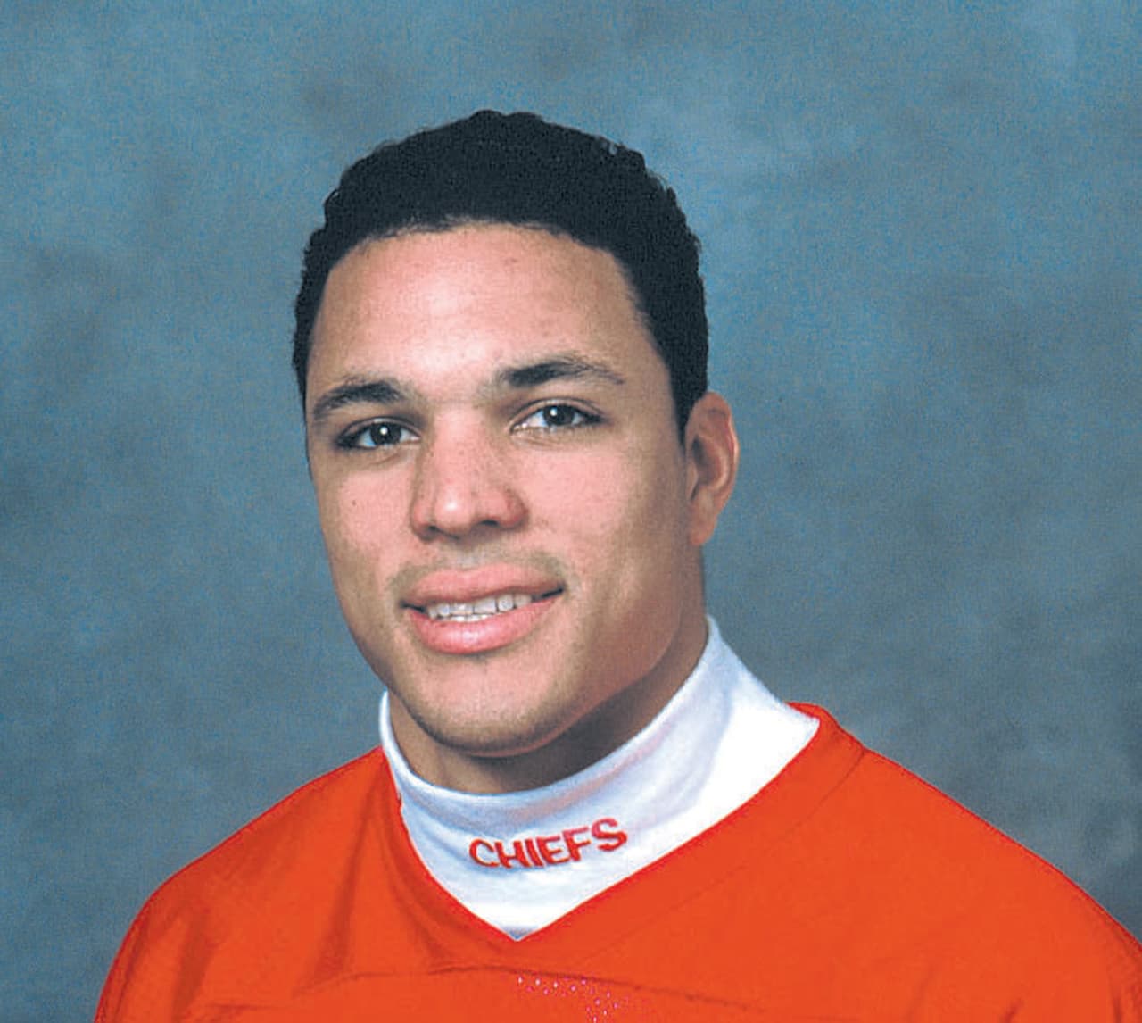 Kelce se unió a TONY GONZÁLEZ como los únicos alas cerradas en la historia de la franquicia con al menos 100 yardas recibidas y dos atrapadas para touchdown en un solo juego. Es el único ala cerrada de Kansas City en conseguir ese hito en el primer juego de una temporada. (Foto: AP-NFL).