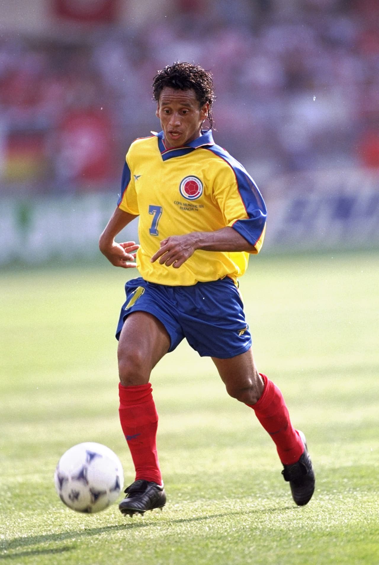 El colombiano Anthony De Ávila, volvió a la actividad a sus 46 años para jugar como delantero con América de Cali. Anteriormente con ese equipo fue tres veces subcampeón de Copa Libertadores y con sus actuaciones llegó a la Copa del Mundode 1994.