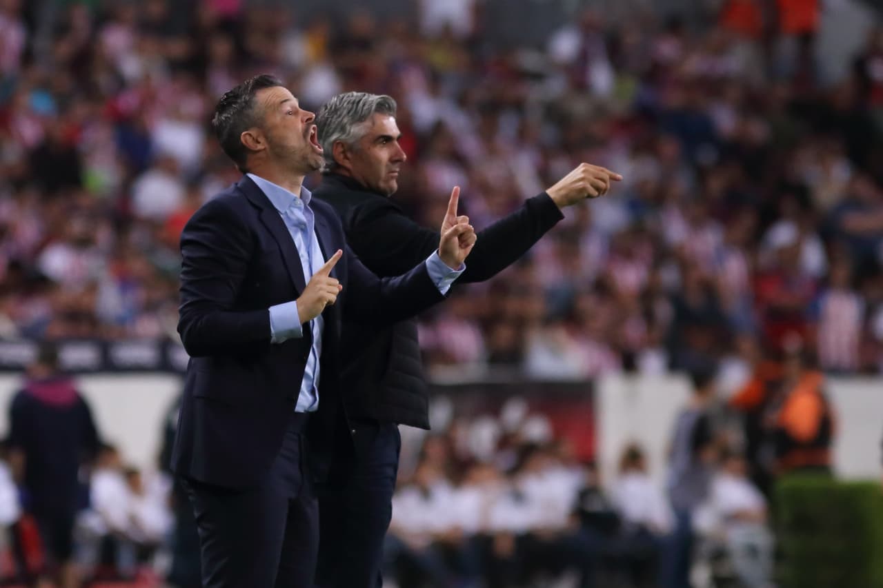 Rafael Puente impulsó a sus dirigidos luego del gol de Mauricio Cuero de penal al 85'.