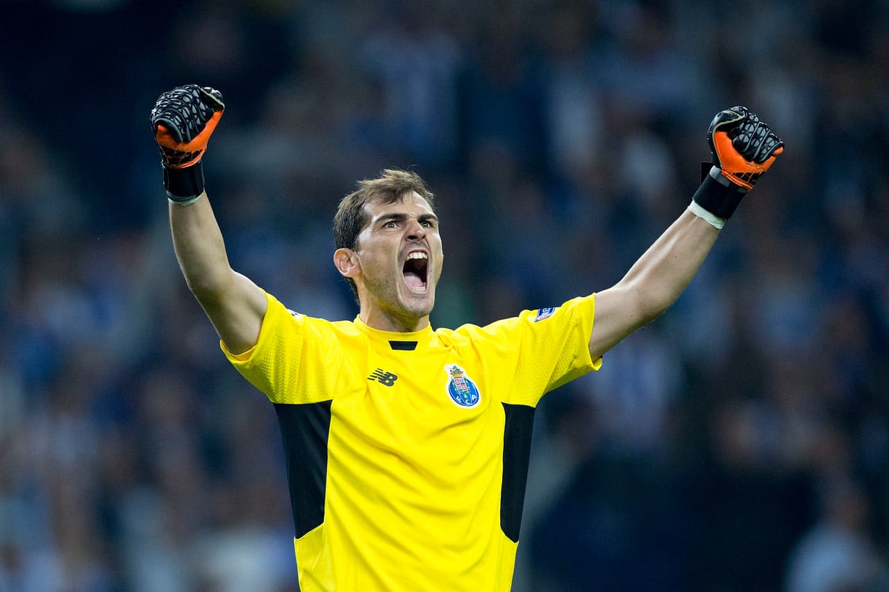 ¿Y Marchesín? Porto inscribió a Iker Casillas en la Liga local