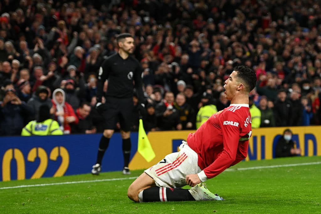 Manchester United se impone 2-0 a Brighton and Hove Albion 2-0, en el partido de la J18 de la Premier League. Cristiano Ronaldo abrió el marcador al minuto 51', seguido de Bruno Fernandes quien anotó el segundo ya al filo del partido.