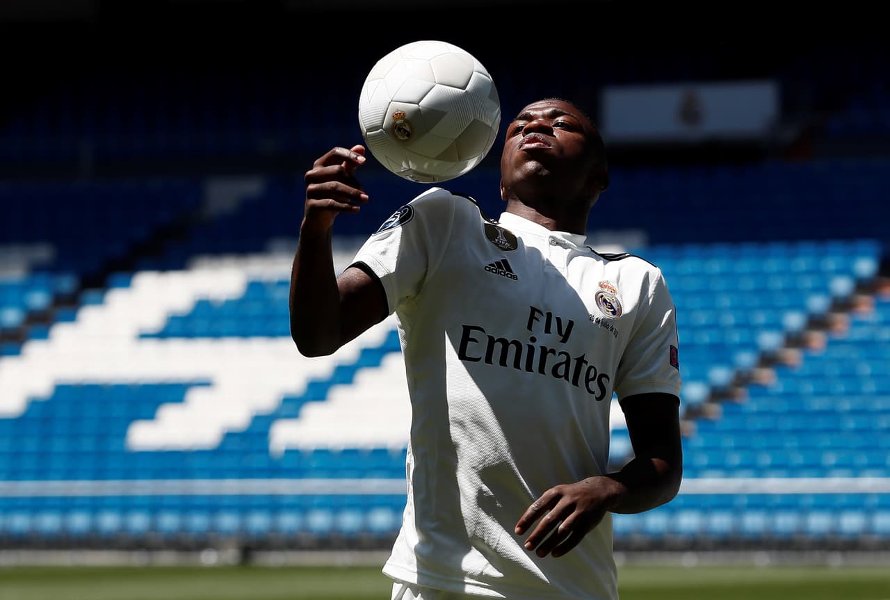 Así fue la presentación del atacante brasileño Vinicius Junior, que espera convertirse en una promesa y realidad a futuro dentro de Real Madrid.