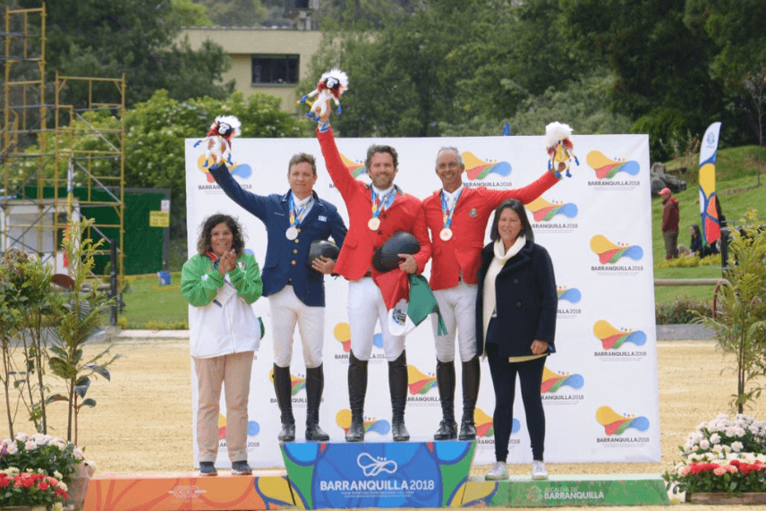 Francisco Pasquel fue medalla de oro en los saltos individual ecuestres. Álvaro Tejada de Guatemala acabó segundo y Pablo Barrios de Venezuela fue tercero.