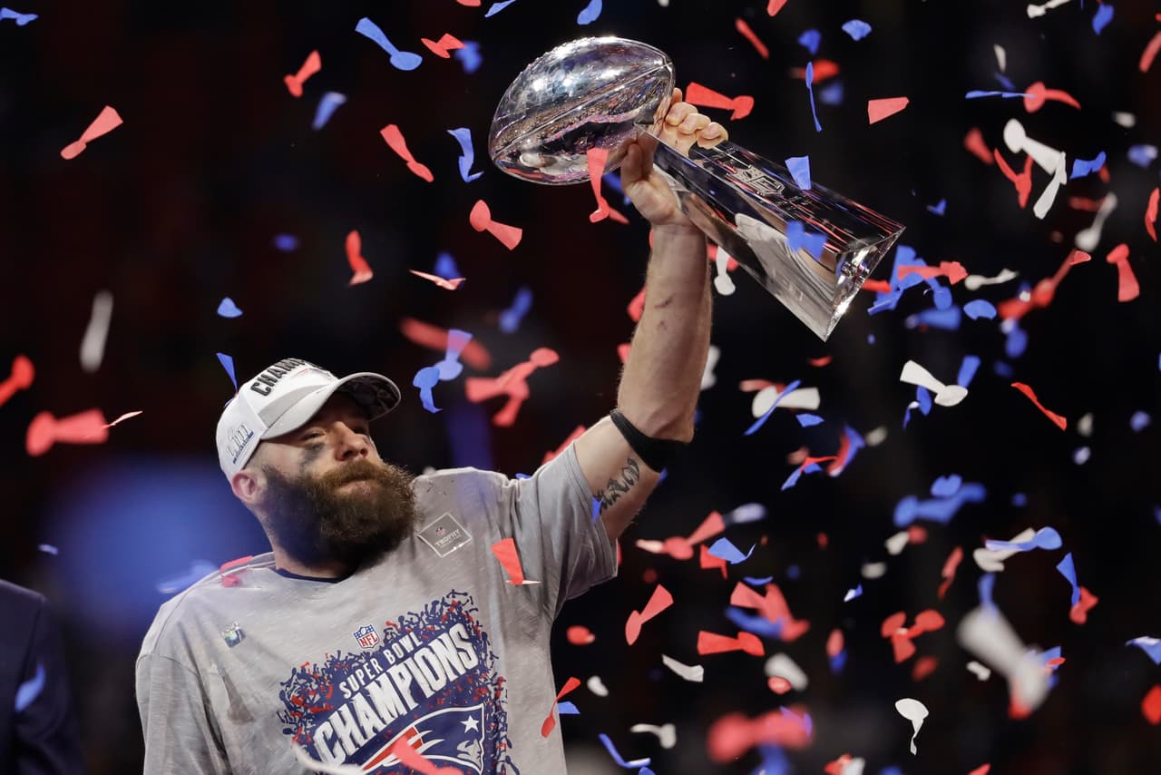 <b>9.-</b>
<b>Éxito en su ADN</b>
<br>Sus números hablan por sí solos, pero si queda alguna duda, Edelman ya tiene tres anillos de Super Bowl que, seguramente, lo colocarán en el Hall of Fame una vez que termine su carrera.