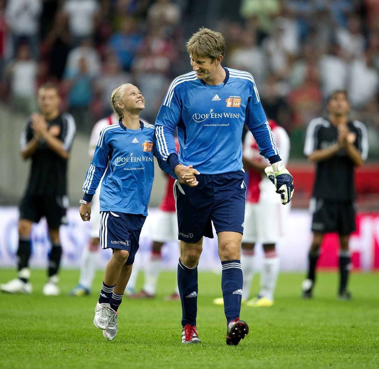 El holandés Edwin Van de Sar, brilló en su carrera con el Ajax, Juventus y Manchester United, con el que fue campeón de Champions League. Estuvo en tres mundiales y cuatro Eurocopas con su país.