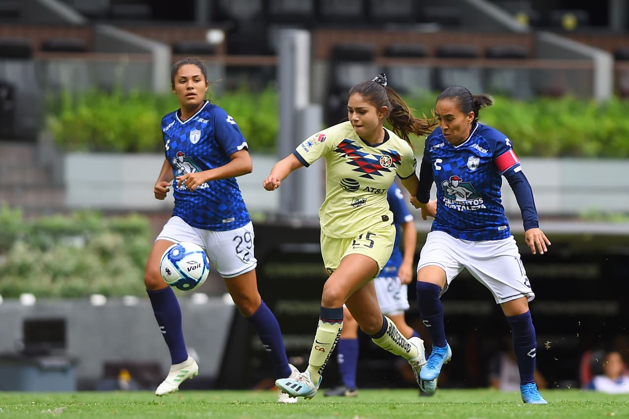 Esbeydi Salazar adelantó a las Tuzas pero Daniela Espinoza y un autogol de Cassidy le dieron la victoria a las azulcremas.