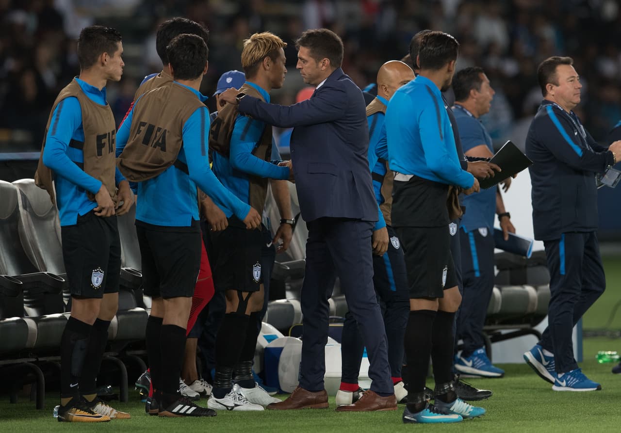 Pachuca celebró su tercer lugar en el Mundial de Clubes con goleada 4-1 al al-Jazera que fue un golpe de autoridad en el gran torneo a nivel de equipos.