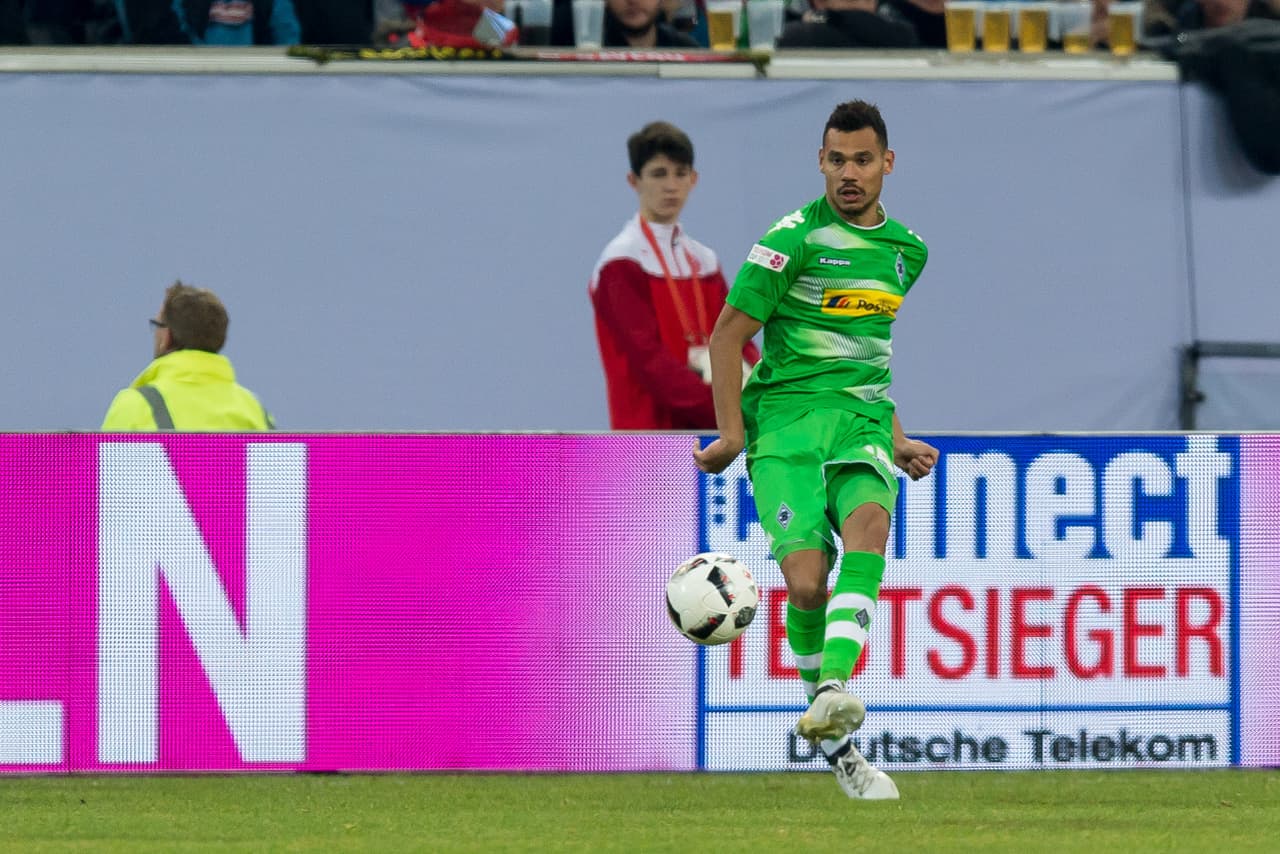 En 2017, el francés se convirtió en refuerzo del Borussia Mönchengladbach, aunque sin mayor éxito.