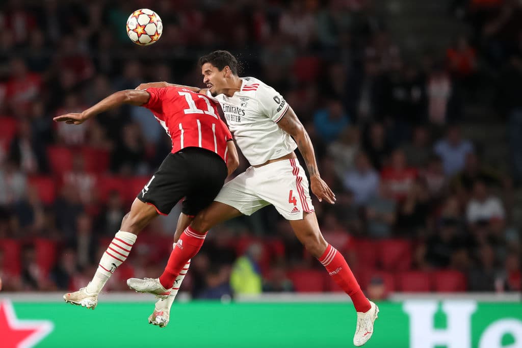 El partido entre Benfica y PSV Eindhoven termina con empate 0-0, sin embargo, los de portugal consiguen el pase a la UEFA Champions League por la diferencia de 2 goles a 1 durante el partido de ida. Los de Jorge de Jesús consiguen su boleto a la fase de grupos.