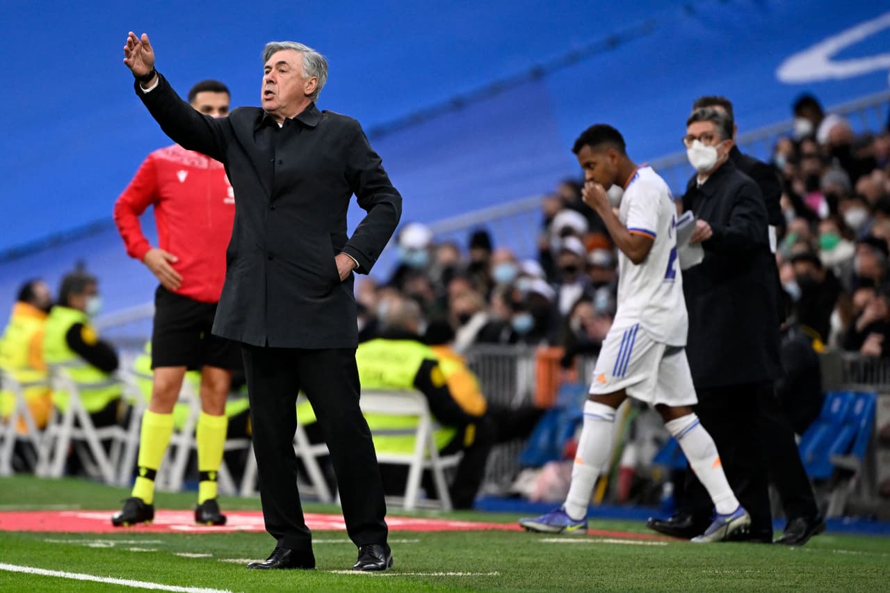 El Real Madrid consiguió un par de goles en la recta final, uno de Luka Modric por la vía del penalti al 82 y el otro en tiempo de reposición de Eder Militao, para empatar en casa ante Elche.