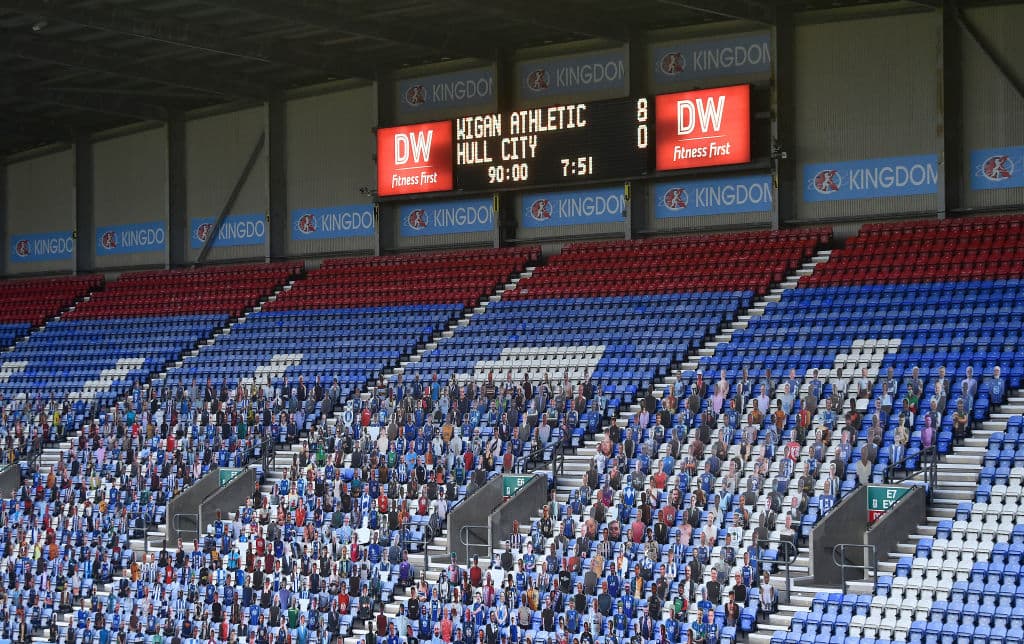 Goleada en Inglaterra tras declararse en bancarrota