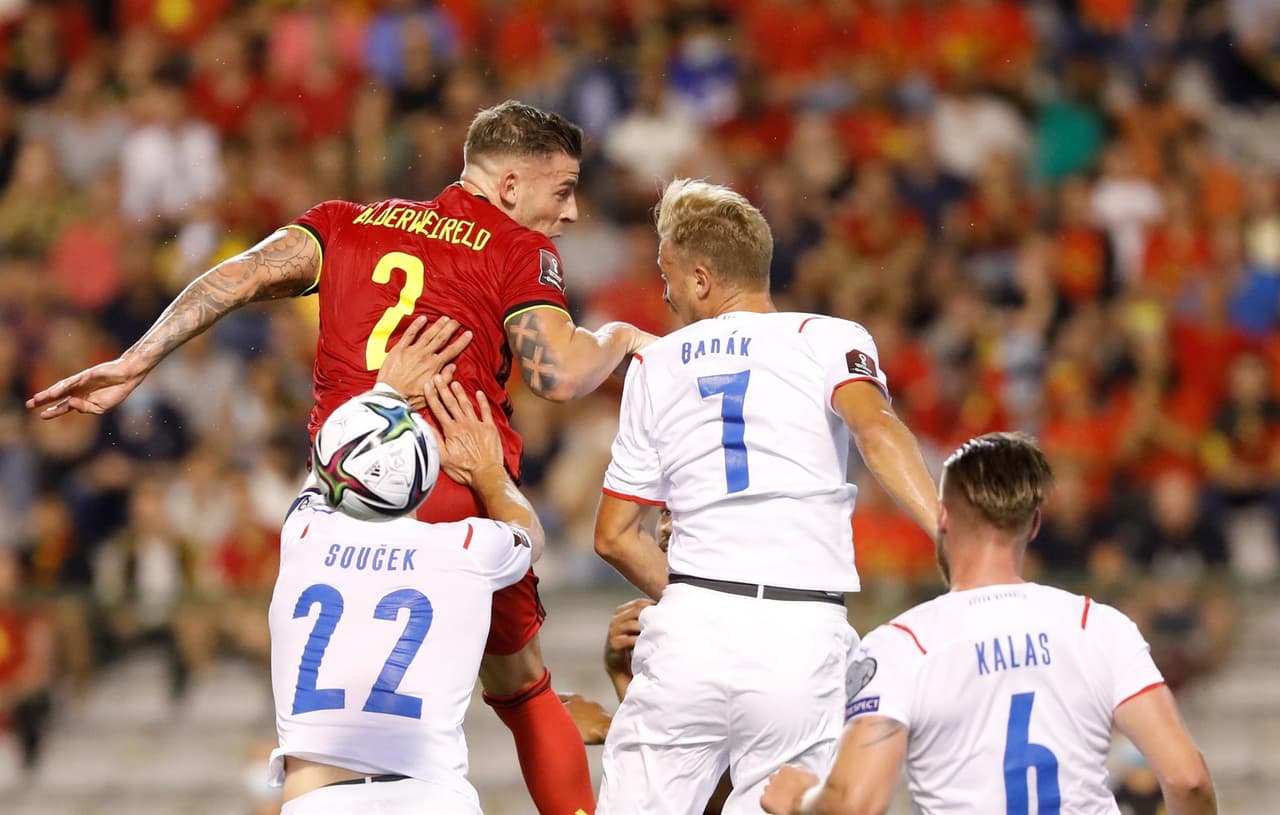 Bélgica, sin problema, derrotó 3-0 a República Checa en partido rumbo a Catar 2022. Romelu Lukaku, Eden Hazard y Alexis Saelemaekers fueron los anotadores de la velada. Los 'Red Devils' son el primer lugar del grupo E con 13 puntos, seguidos de los checos con siete.