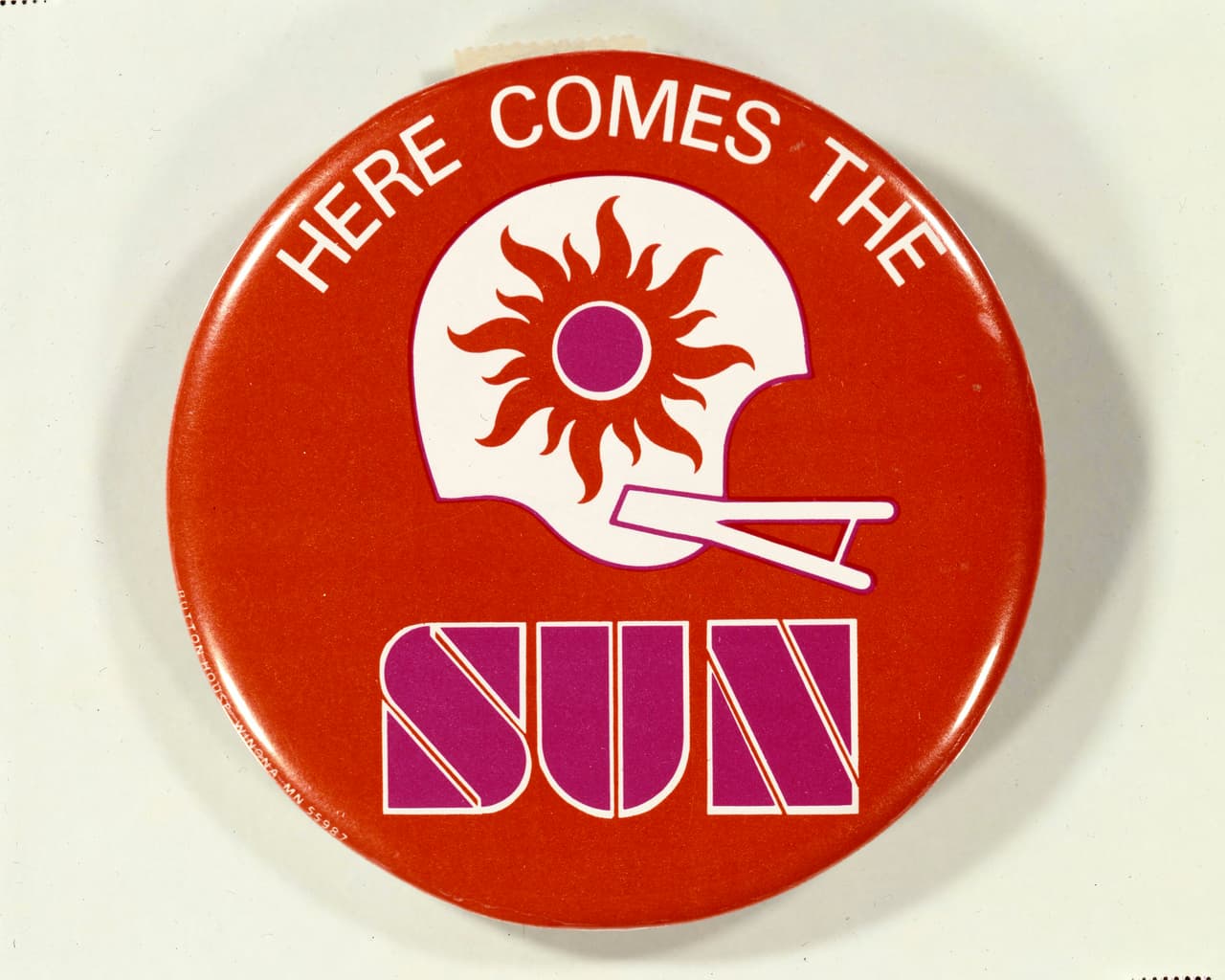 CHUCK BRADLEY – Miami Dolphins, 1ª. Selección en 1973 Los invictos Miami Dolphins de 1972 seleccionaron en el siguiente Draft al centro Chuck Bradley, egresado de Oregon. El detalle es que Bradley decidió no jugar con los perfectos Dolphins e irse a la World Football League con los Southern California Sun, liga y equipo que desaparecieron dos años después.