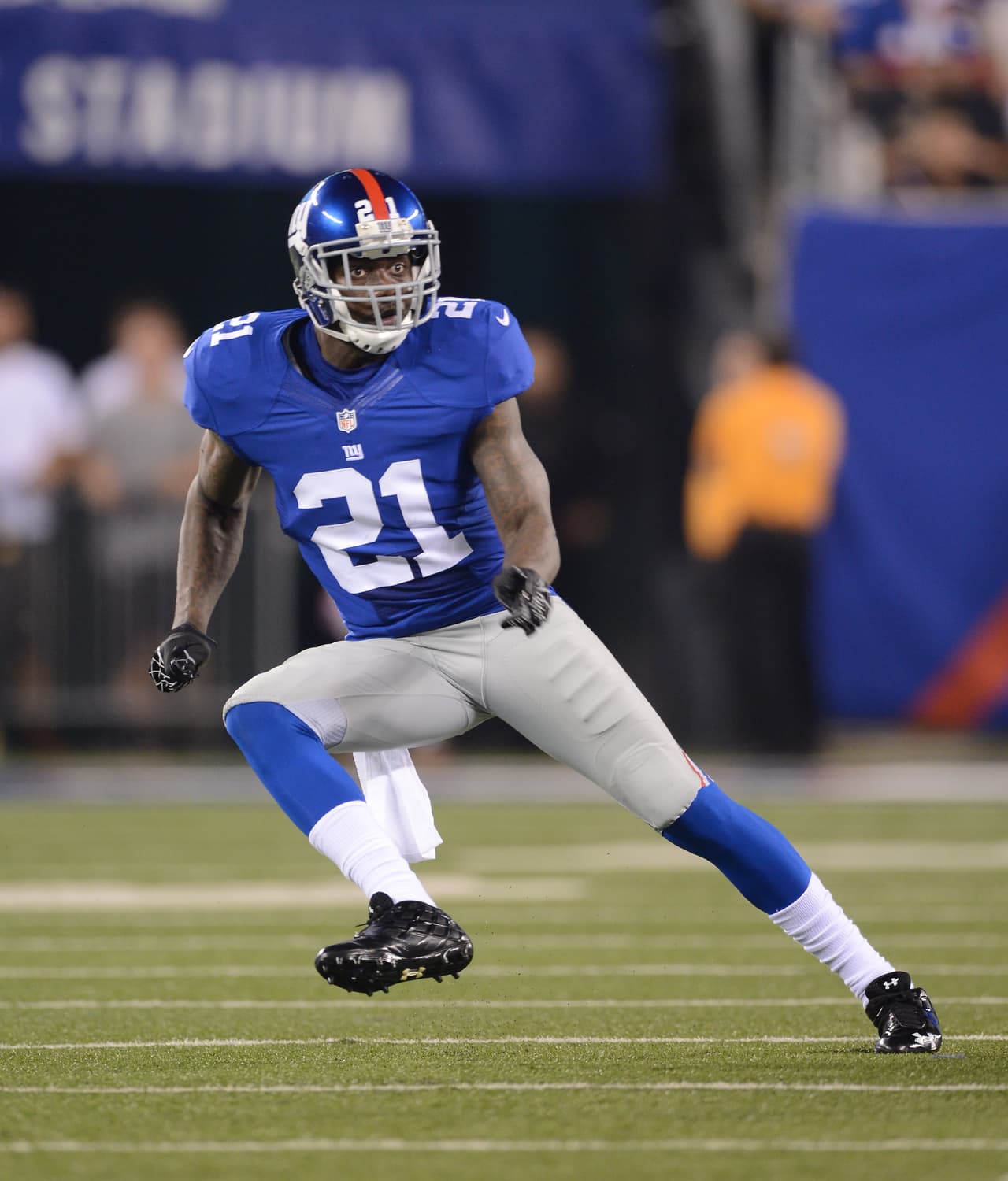 KENNY PHILLIPS - New York Giants, 1ª. Selección en 2008 Los sorpresivos New York Giants que ganaron el Super Bowl XLII, eligieron en Primera Ronda al safety Kenny Phillips, egresado de Miami, sin embargo fue un fracaso luego de 4 años. Fue cambiado a Philadelphia y todavía jugó 2015 con New Orleans.