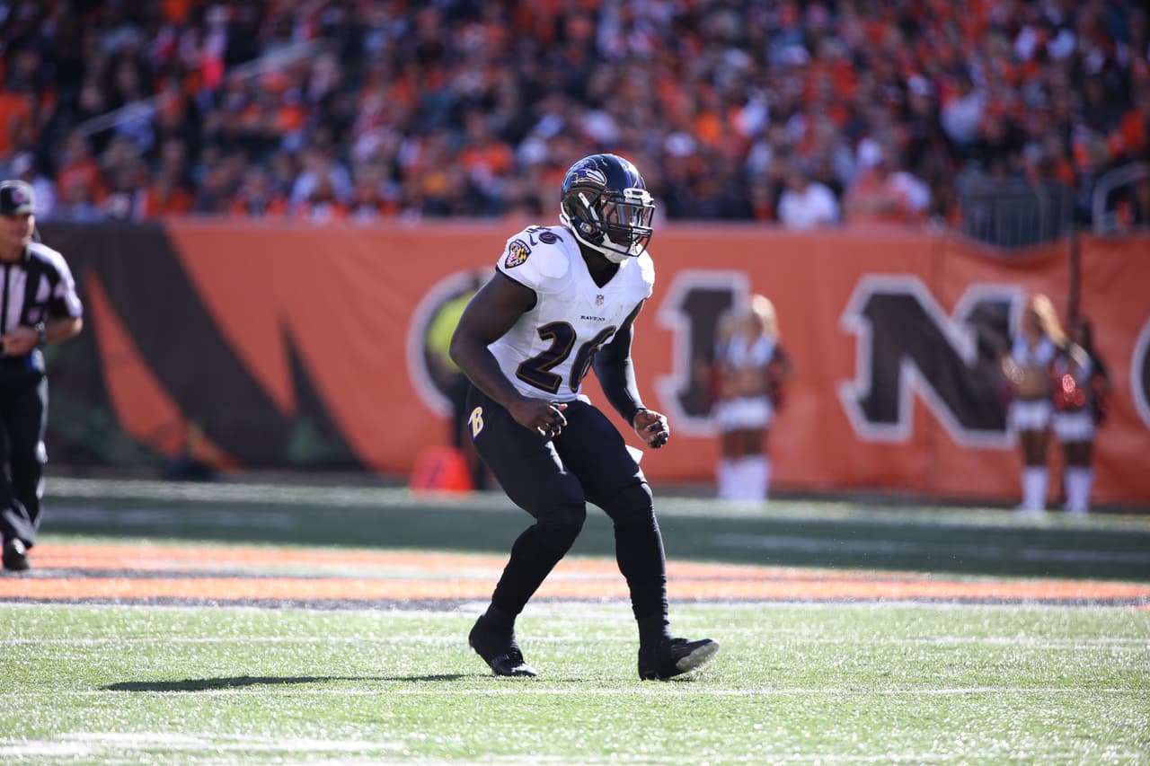 MATT ELAM - Baltimore Ravens, 1ª. Selección en 2013 Baltimore Ravens vuelve a coronarse con un estilo defensivo, pero esta vez cuenta con mayor apoyo a la ofensiva gracias a la calidad del quarterback Joe Flacco. Los Ravens mantienen su tendencia defensiva al seleccionar al safety Matt Elam quien ha tenido cierta regularidad hasta que perdió toda la temporada 2015 por lesión.