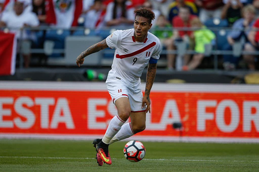 Además sus mejores momentos futbolísticos nunca han coincidido. Perú asistió a los mundiales de Uruguay 1930, México 70, Argentina 78 y España 82.