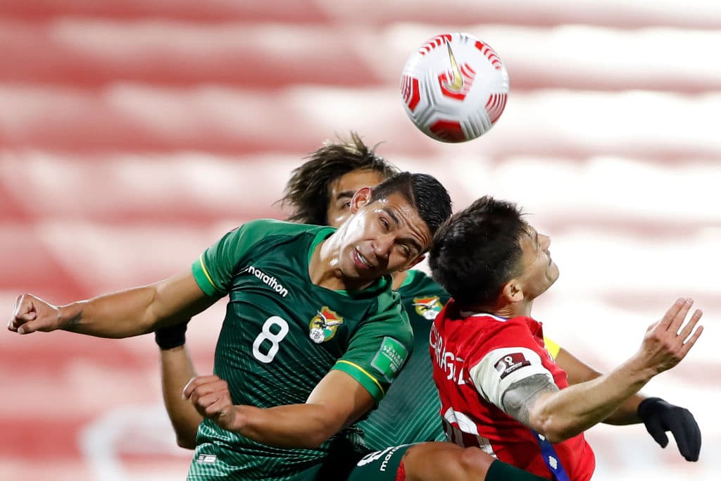 Chile regala un penal al minuto 82 y el goleador de Bolivia Marcelo Moreno no los perdona y pone el 1-1 definitivo.