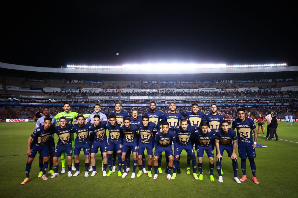 Sin Lira, sin Dinenno y sin refuerzos Pumas sorprende con el liderato de Liga MX