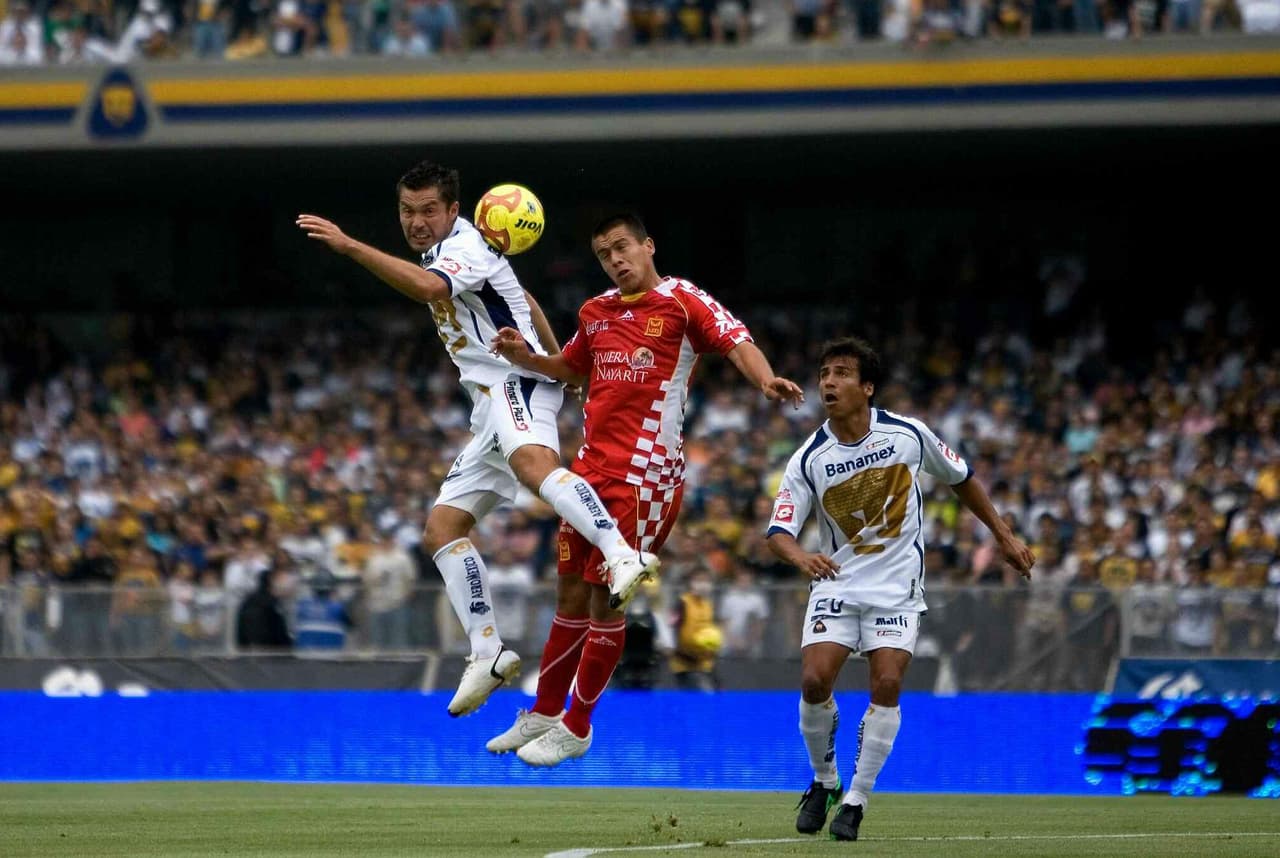 Los goles de la hazaña fueron de Dante López, Francisco Palencia y David Toledo, pero las últimas dos anotaciones se produjeron apenas a cinco minutos de concluido el partido.
