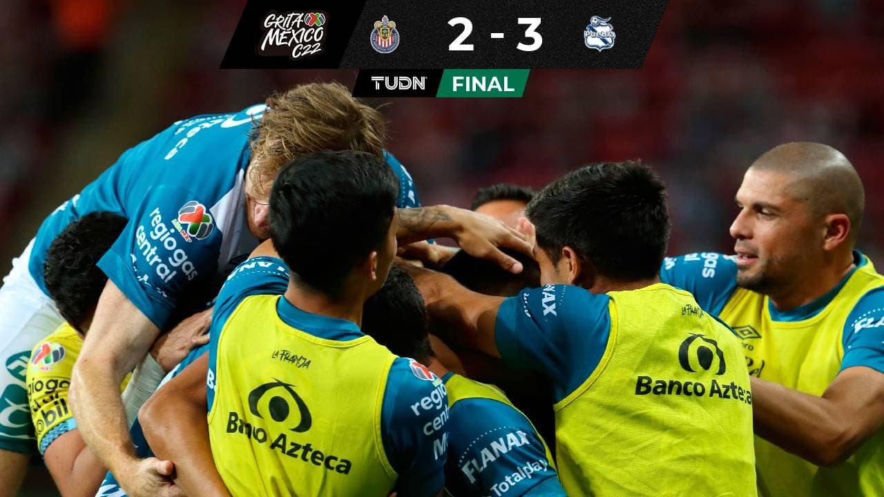Gana Puebla, gana Larcamón, pierde Chivas con el arbitraje