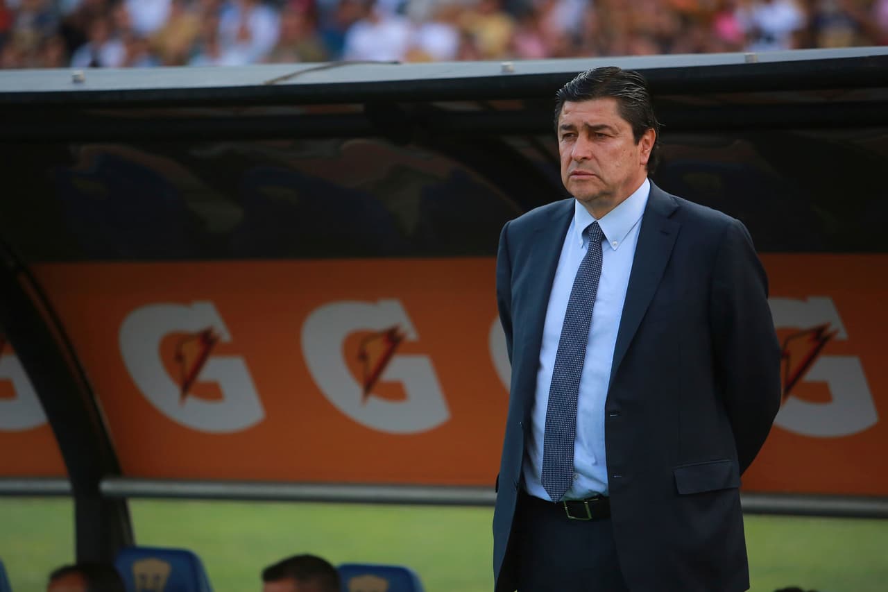 Luis Fernando Tena dirigió cuatro partidos del hexagonal final hacia Brasil 2014, momento en el que México veía complicada su clasificación al Mundial tras un irregular paso.